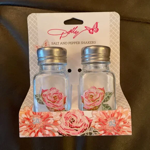 Dolly Parton Rose Pink Salt/Pepper Shakers - 3oz capacity each - Picture 3 of 5
